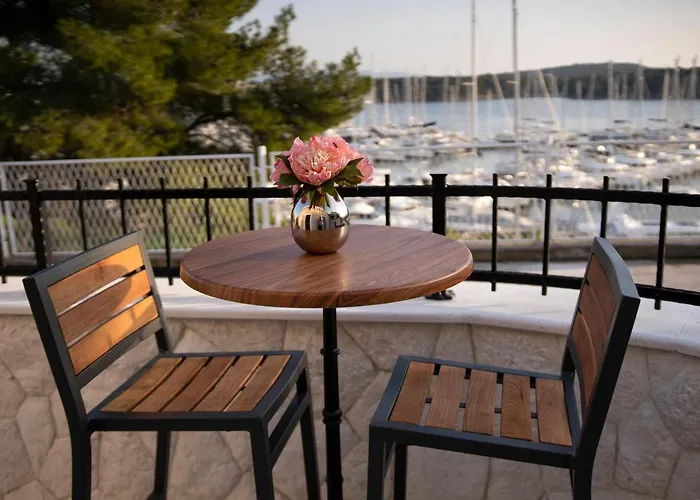 Luxury Vista Del Mare 公寓 希贝尼克